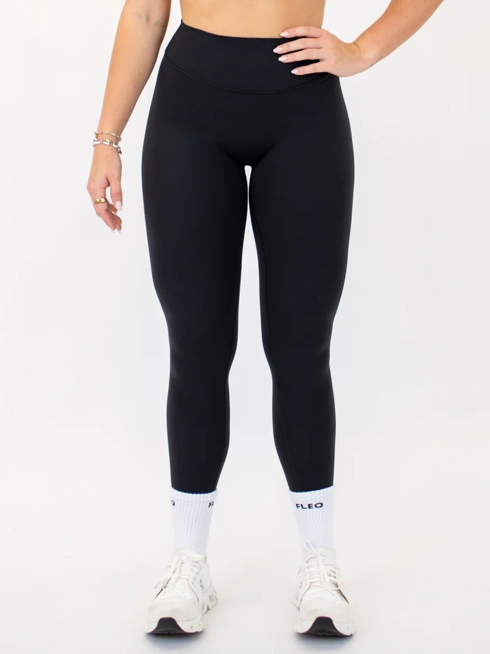 SmoothSculpt Uplift V Back Legging